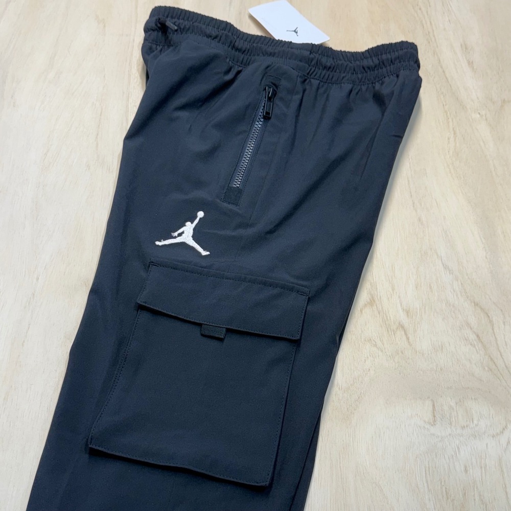 Air Jordan Girls Black Cargo Jogger Pants Jumpman Size M 10-12 Elastic Waist NEW